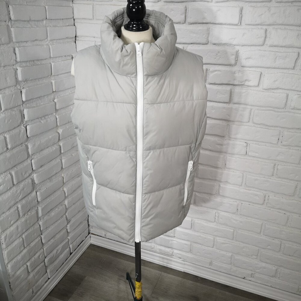 Joe Fresh Ladies Size Large Grey with White Accents Full Zip Puffy Vest